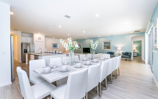 Solterra - 6112 Broad Oak Drive