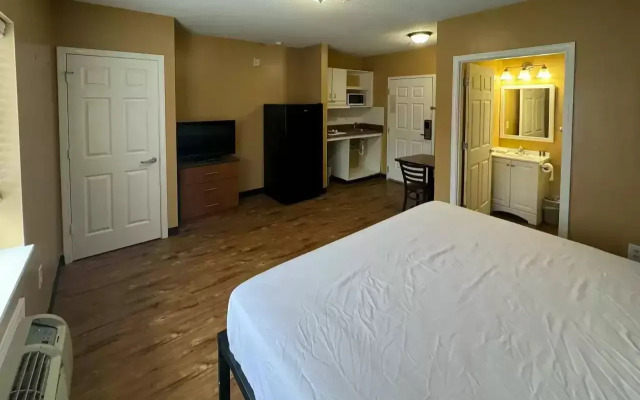 Suburban Studios near University of North Carolina-Charlotte