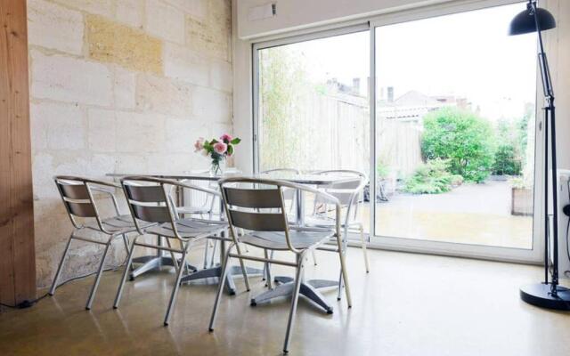 Maison spacieuse avec Jardin et Garage