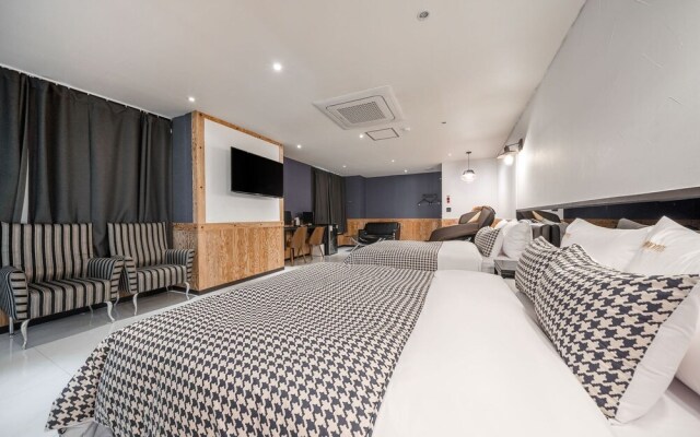 Yongin Yangji Banner Hotel