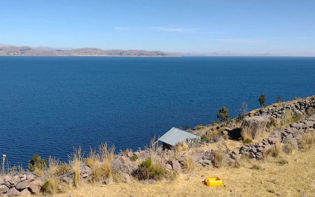 Taquile Andean Lodge