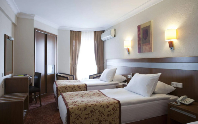 Atalay Hotel