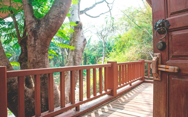 Tak Andaman Resort & Hotel