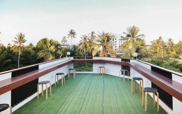 Sleep Box Hostel Suratthani