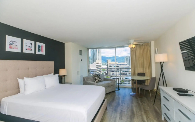 Ilikai Marina 1783 Condo - One Bedroom, Full Kitchen & Free Wifi by RedAwning