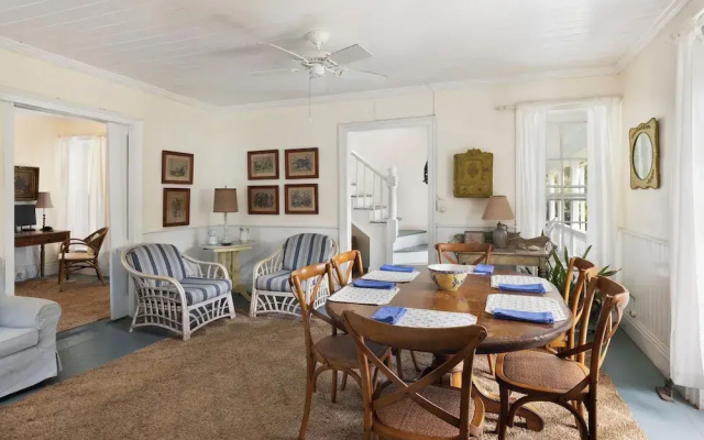 Captain'S Cove: Historic House Near Town And Beach