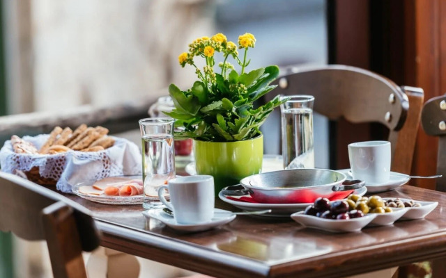 Vilaeti 1871 House - Cozy Winter Getaway