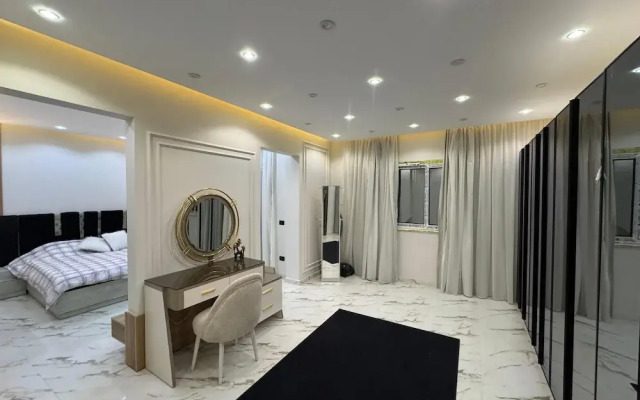 villa with garden in continental COMP