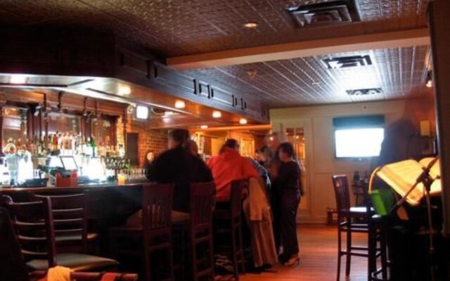 Publick House Hotel Inc.