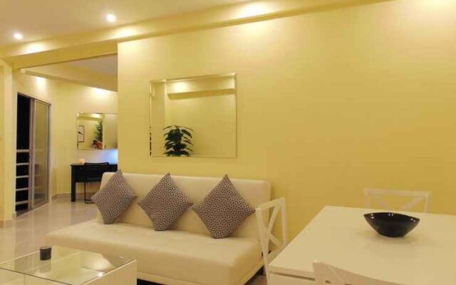 Pattaya Jomtien Holiday Apartments in Jomtien Beach Condominiums