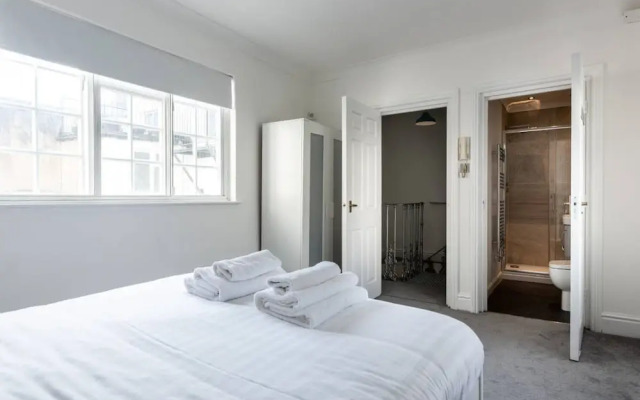 Modern 1 Bed Apartment Minutes From Brighton Beach