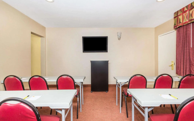 Super 8 Downtown Phoenix