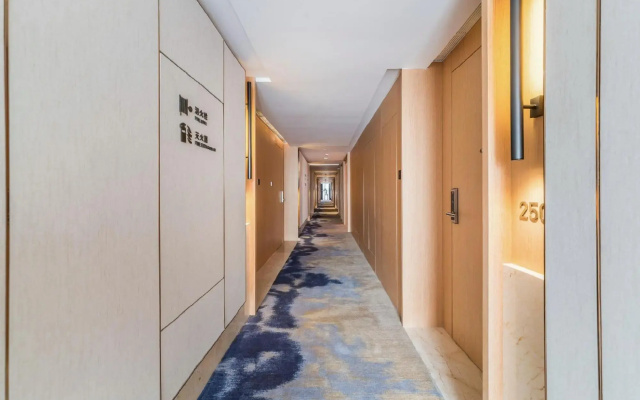 Rezen Jingyuan Hotel (Chengdu Panda Base)