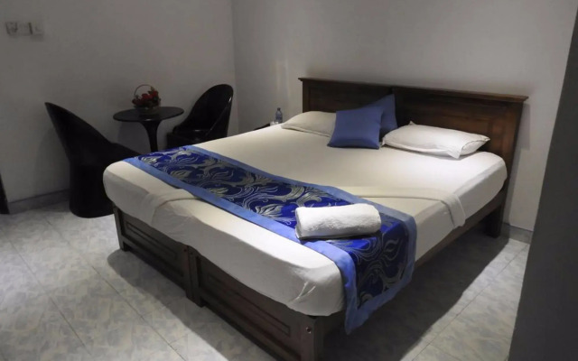 Oak Wood Inn Kandy