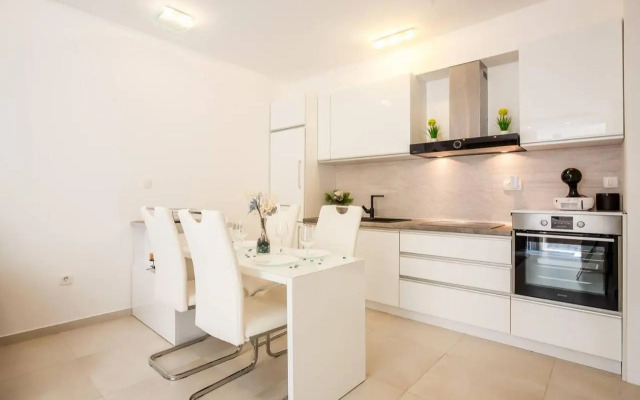 Lux Apartment Teodora Rafailovici