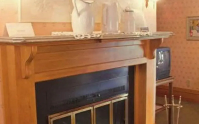 White Lace Inn