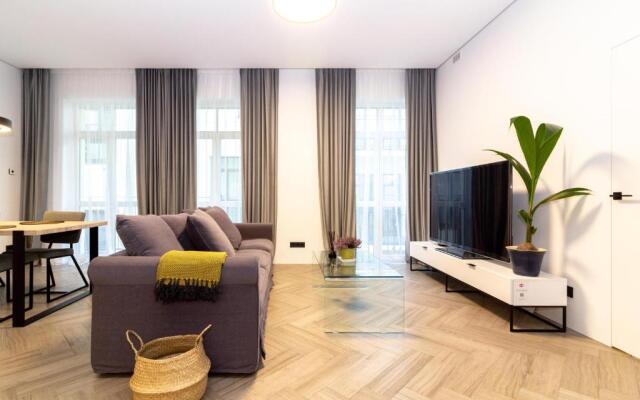 OldTown Apt, Garage Parking&Self Check-in, by Cohost