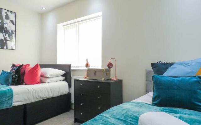 Tudors eSuites Four Bedroom House
