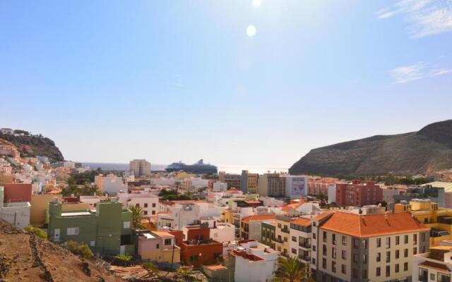 Holiday House Penthouse in La Gomera