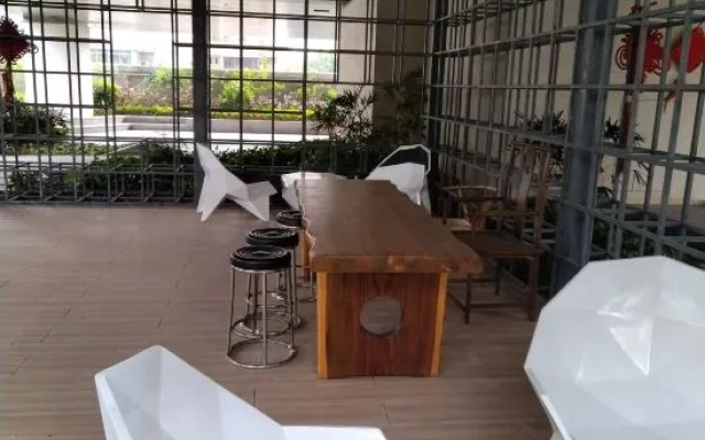 Shenzhen Doya Hotel Apartment (Honghu Shuibei Metro Station)