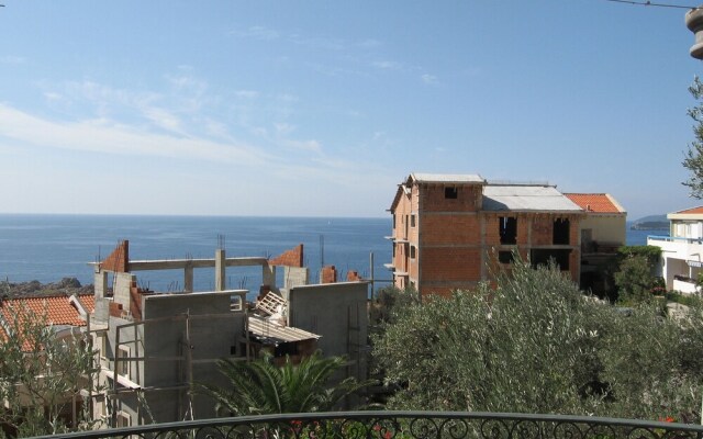 Levantin Inn 12 Room N6 Mv