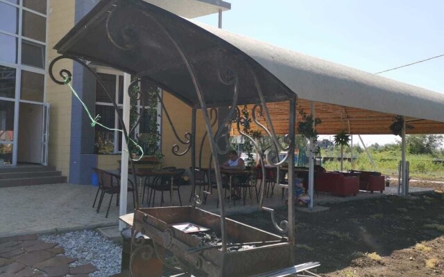 Kashahi Hotel