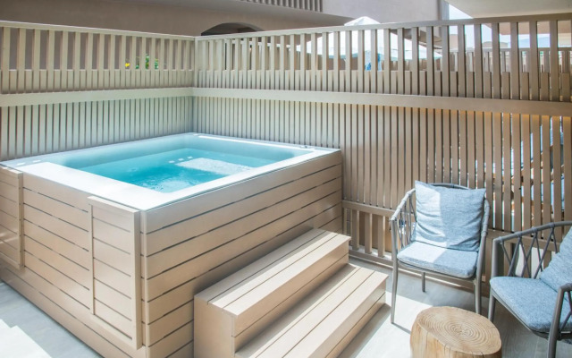 Senseana Sea Side Resort & Aquadventure - All Inclusive