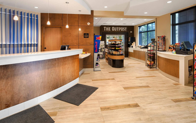 Best Western Plus Sawridge Suites