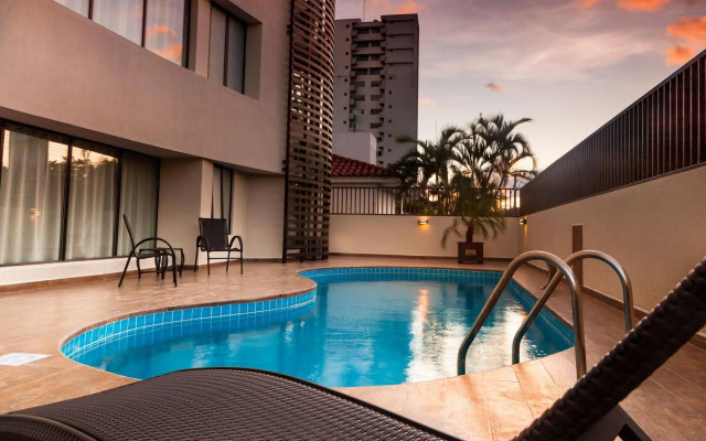 MAI Suites