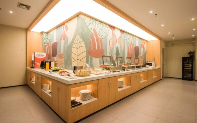 Hanting Hotel Xi'an North Station Fengcheng 6