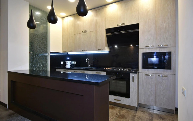 Rent Inn Yerevan (Rent Inn Yerevan) on Nalbandian Street 9