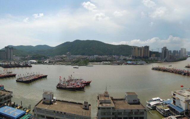 Macau Hotel S