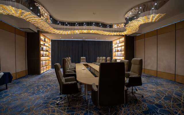 Best Western Plus Danat Almansak Hotel