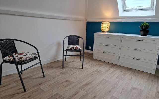 Beautiful Family Holiday Home in Diben, Plougasnou