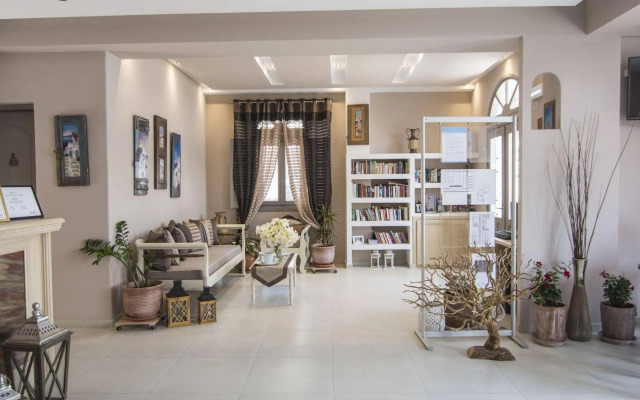 Polydefkis Hotel