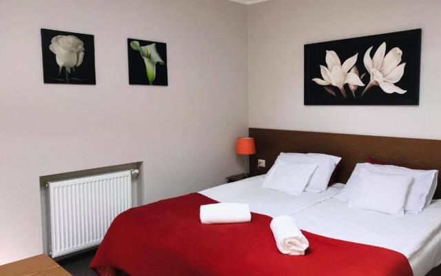 Hotel Astral