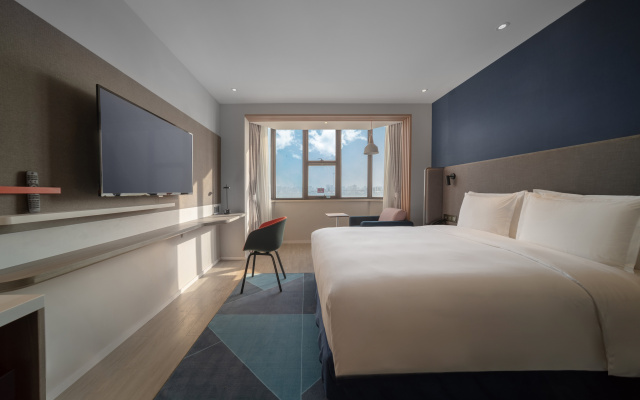 Holiday Inn Express Shanghai Jinqiao Central by IHG
