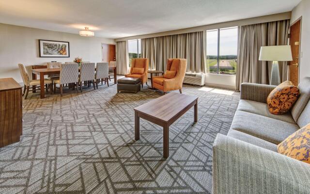 Hilton Knoxville Airport