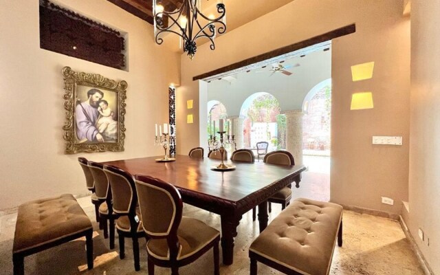 8Aps-4 Casa Antigua En El Centro Histori