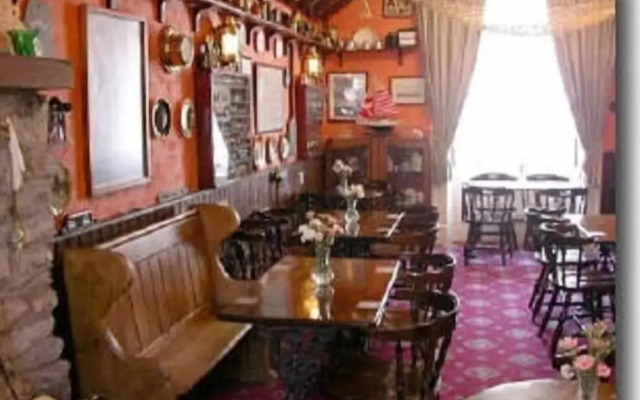 Blue Peter Hotel