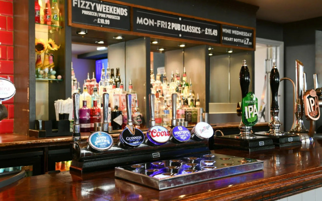 Highwayman Hotel