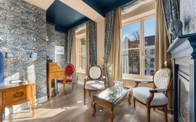 Bord'Eau Luxury Canal Suites