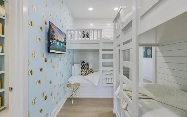 Afterley Pointe 213 LAK