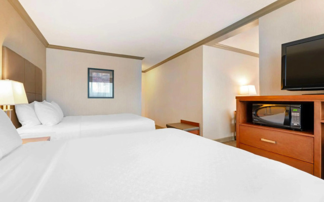 Best Western Plus Barclay Hotel