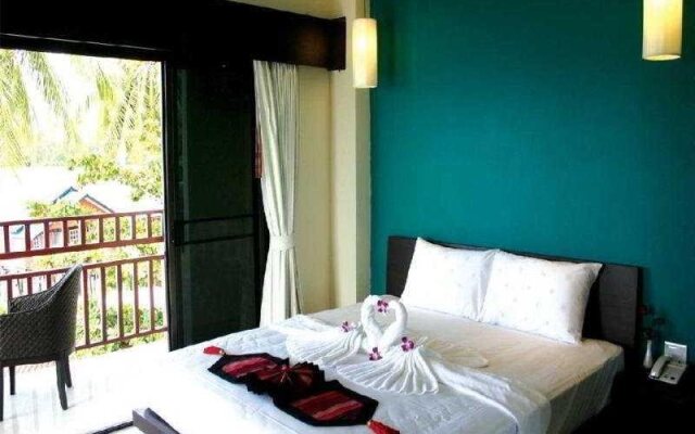 Lanta All Seasons Beach Resort