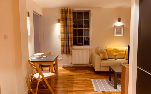 The Cowgatehead Residence