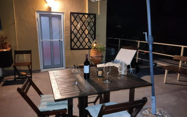 Park House -beside the Medieval Town of Rhodes