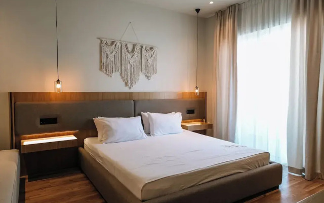 Sunset Shoreline Saranda Hotel