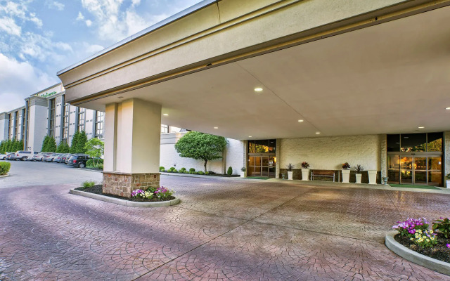 Holiday Inn Hotel & Suites Cincinnati - Eastgate by IHG