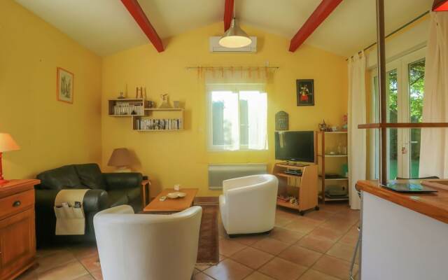 Spacious Holiday Home in Vaison-la-romaine With Garden
